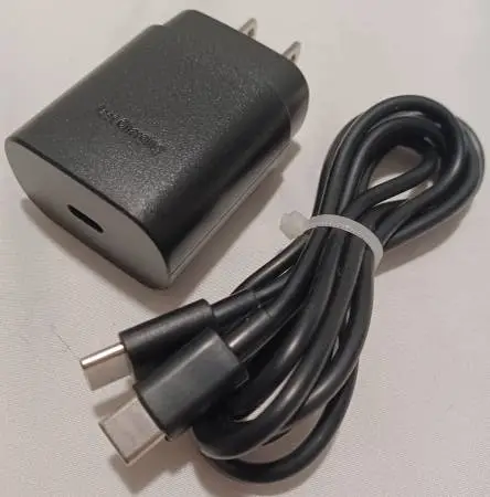 USB-C Fast Charging Set 6-Foot Cable *Like New*