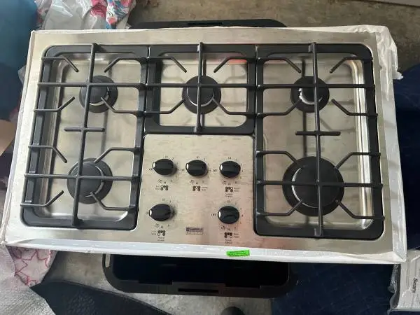 36” Kenmore Stainless Steel Gas Cooktop Brand NEW