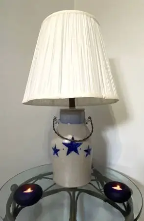 Rowe Pottery Accent Table Lamp