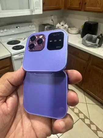 Flip phone new in box unlocked