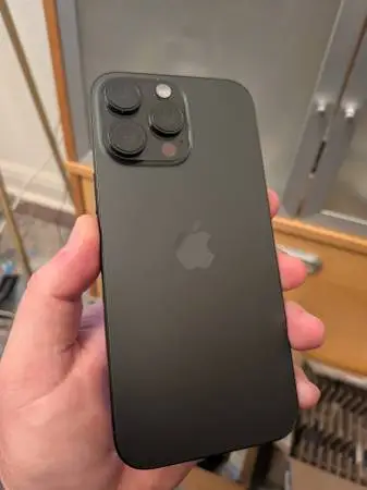 Like new verizon/xfinity Apple IPhone 16 pro max 256gb
