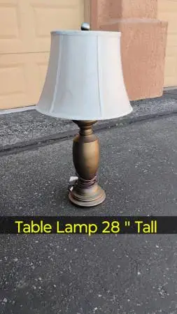 Table Lamp Excellent condition $15