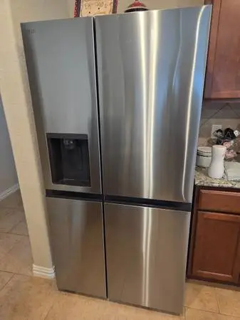 LG 27cu ft. Side by Side Smart Refrigerator