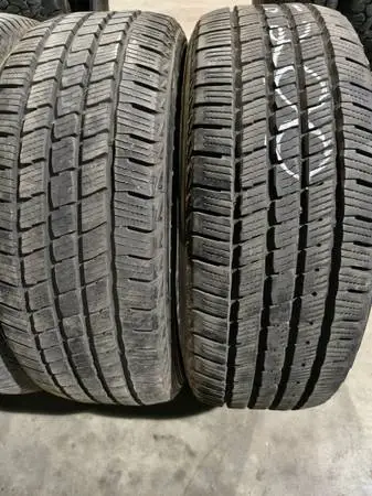 245 60 18 Kumho Crugen HT51