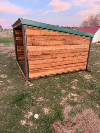Livestock shelter