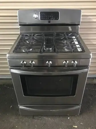 Five-Burner Stainless Gas Stove in Very Good Working Condition! High-q