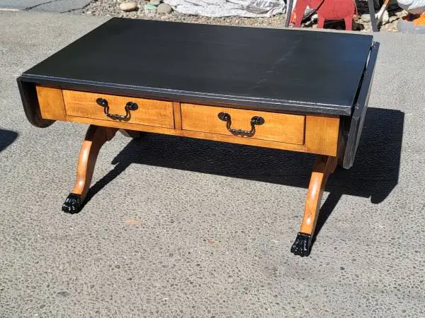 Drop side coffee table