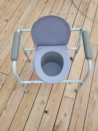 Lumex Bedside Commode