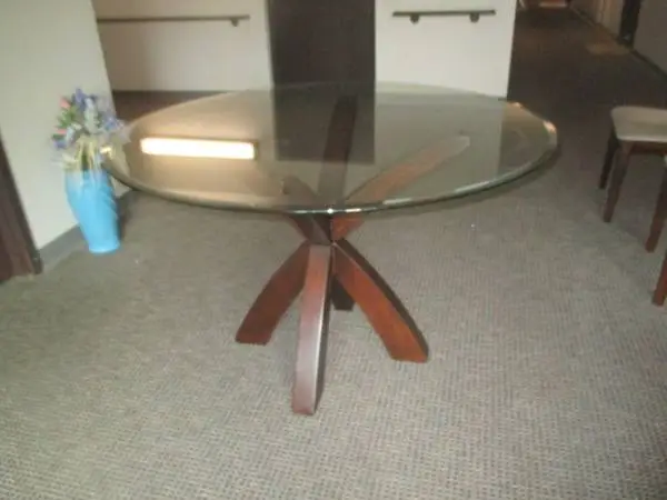 TABLE AND 4 CHAIRS -