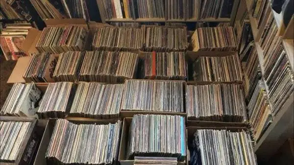 WANTED!! Buying Vinyl Records - contact info in the description :)