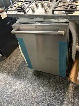 Stainless steel statement dishwasher Smart