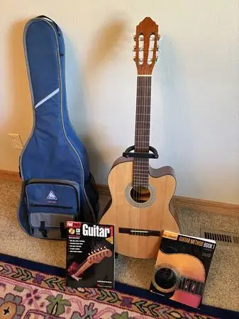 Lucero LC100CE Acoustic Electric Guitar w/Case & Stand