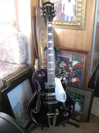 beautiful custom paint 2012 Gretsch G5420T hollowbody Guitar OBO
