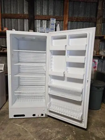 Upright frezzer for sale