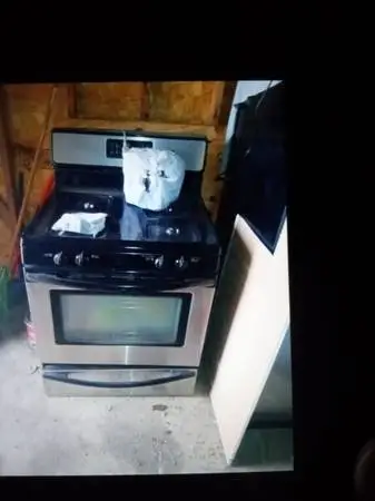 Frigidaire stove