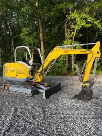 2017 Wacker Neuson 3503 Excavator w/ Hydraulic Thumb