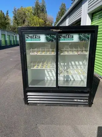 True GDM 41 Refrigerator - Works Great! Used!
