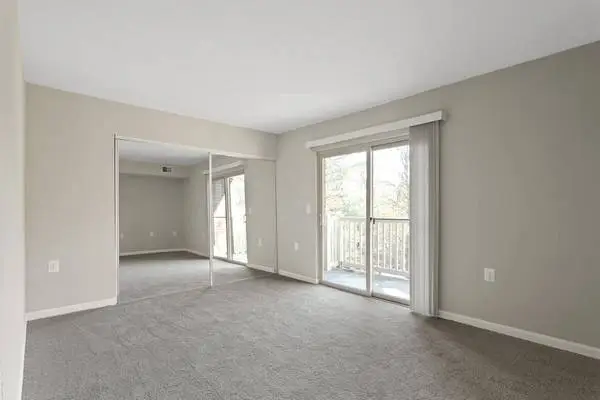 1/BD, Central Air and Heating, In Columbia