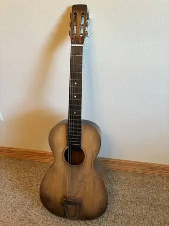 Acoustic Guitar - Vintage 1930s - 1940s Parlor Size - Needs TLC