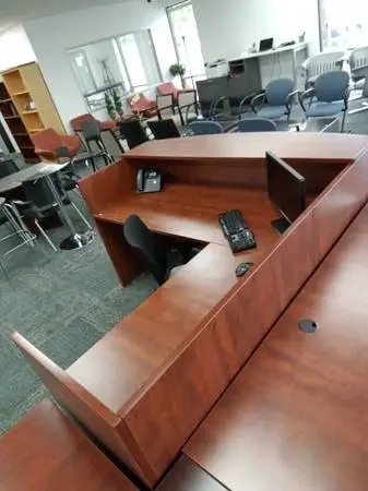 L Shape Cherry Reception Desk Shell Workstation w/ Transaction Top
