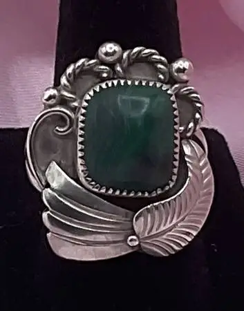 Navajo Squash Blossom Sterling Silver & Malachite Size 7 Ring