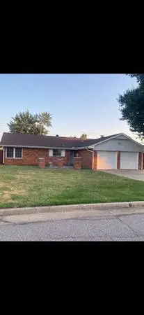 Experienced Roofing Crew
