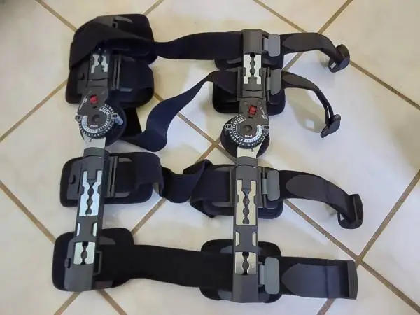 Donjoy X-ROM post -op Knee Brace
