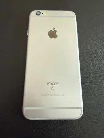 iPhone 6S 64GB Unlocked