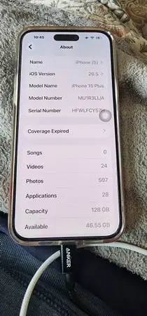 iPhone 15 Unlocked W/ Case, Screen protector And Charger 128gb in pris