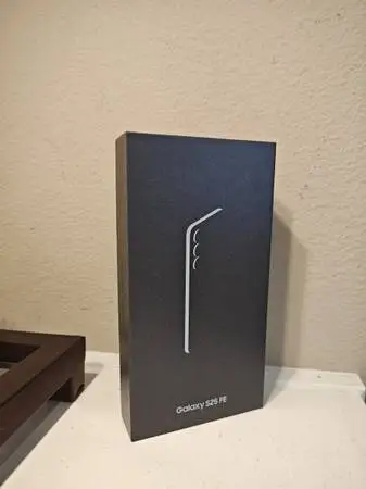 Samsung Galaxy S25 FE, Brand New, Metro PCS