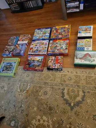 Lot 14 Jigsaw Puzzles w 4 white mountain