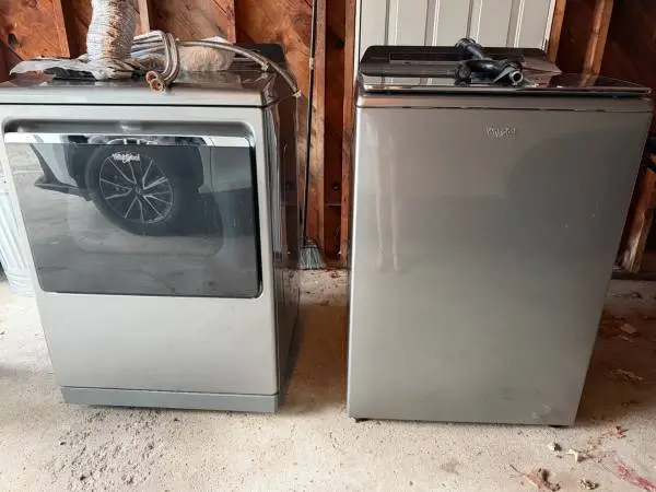 Whirlpool Smart Top Load Washing Machine and Dryer (Chrome Shadow)