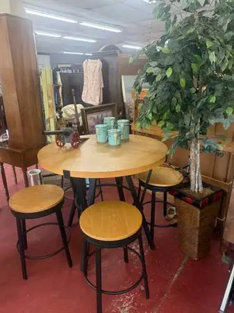 Industrial Round Dining Set – Counter Height with 4 Swivel Stools