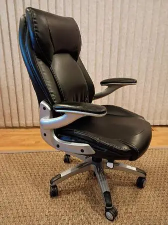 La-Z-Boy Executive Ergonomic Office Chair - Leather / Swivel - #50583