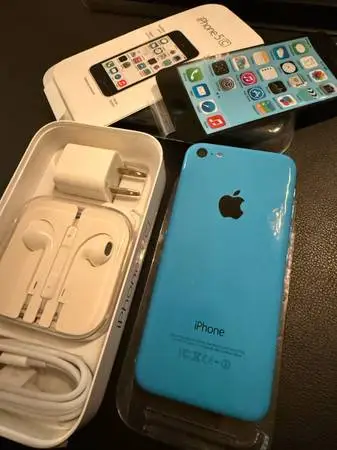 iPhone 5c 16GB Unlocked