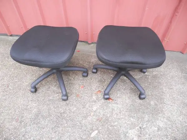 Roll Around Work Stool