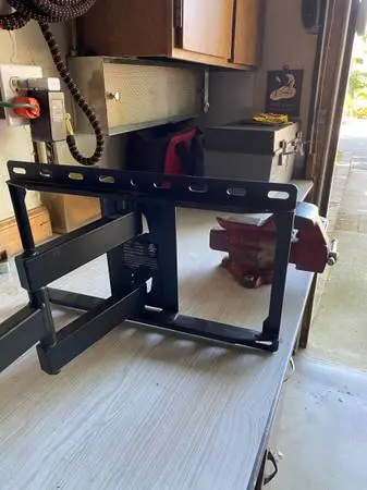 Adjustable TV Wall Mounting Bracket