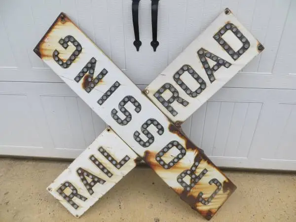 ANTIQUE 48 RAILROAD CROSSING SIGN W/REFLECTORS