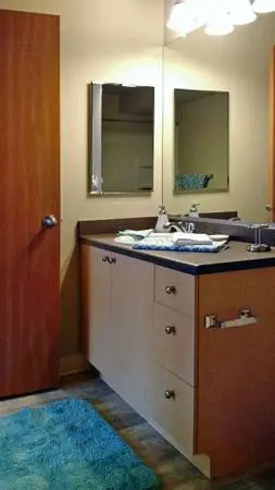 Great Pet-Friendly Community in Tacoma! Ask for details!