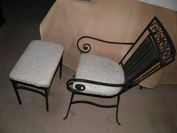 Ornate Wrought Iron Patio Chair Ottoman Curvy Square Tube Very Stylish