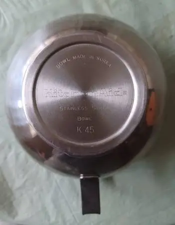Kitchenaid K45 4.5 Quart Mixing Bowl for a Tilt Head Mixer. MINT