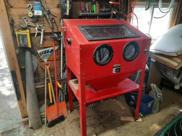 Sand blaster
