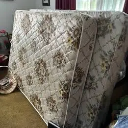 Used Mattress and Box Springs Full Size