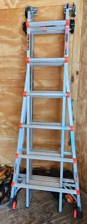 LITTLE GIANT MULTIPOSITION LADDER LEVELER....26 FT...NEW....$ 250