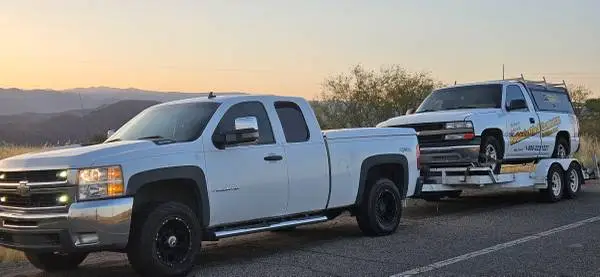 Towing Services Husband and Wife Team: