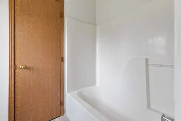 Washer & Dryer Hookups, Fitness Center, 2/BD