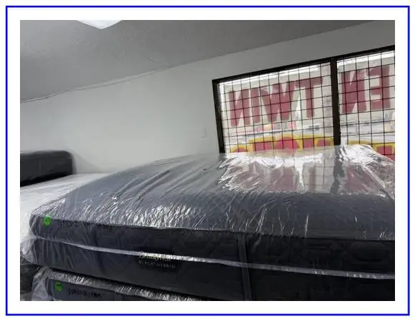 KING SIZE SIMMONS BEAUTYREST BLACK SERIES 2 (FIRM) HYBRID MATTRESS BED