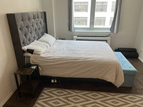 Bed - Headboard / Bed Frame / Box Spring / Mattress