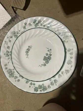 Corelle Calloway dishes