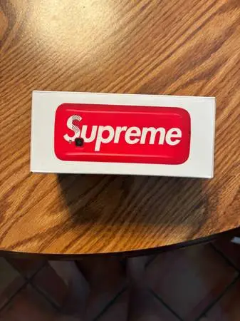 Supreme Phone